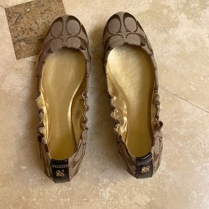 Coach Flats size 7M